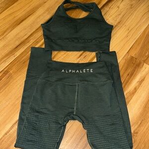 Alphalete seamless workout set